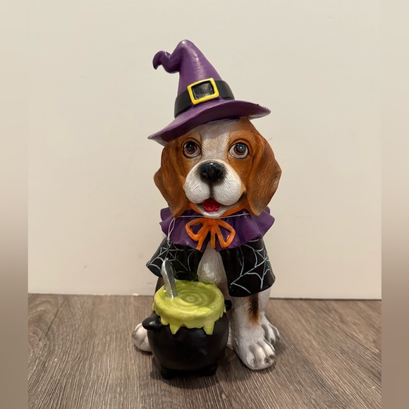 Adorable Halloween Beagle Figurine with Witch Hat- NWT - Picture 1 of 4